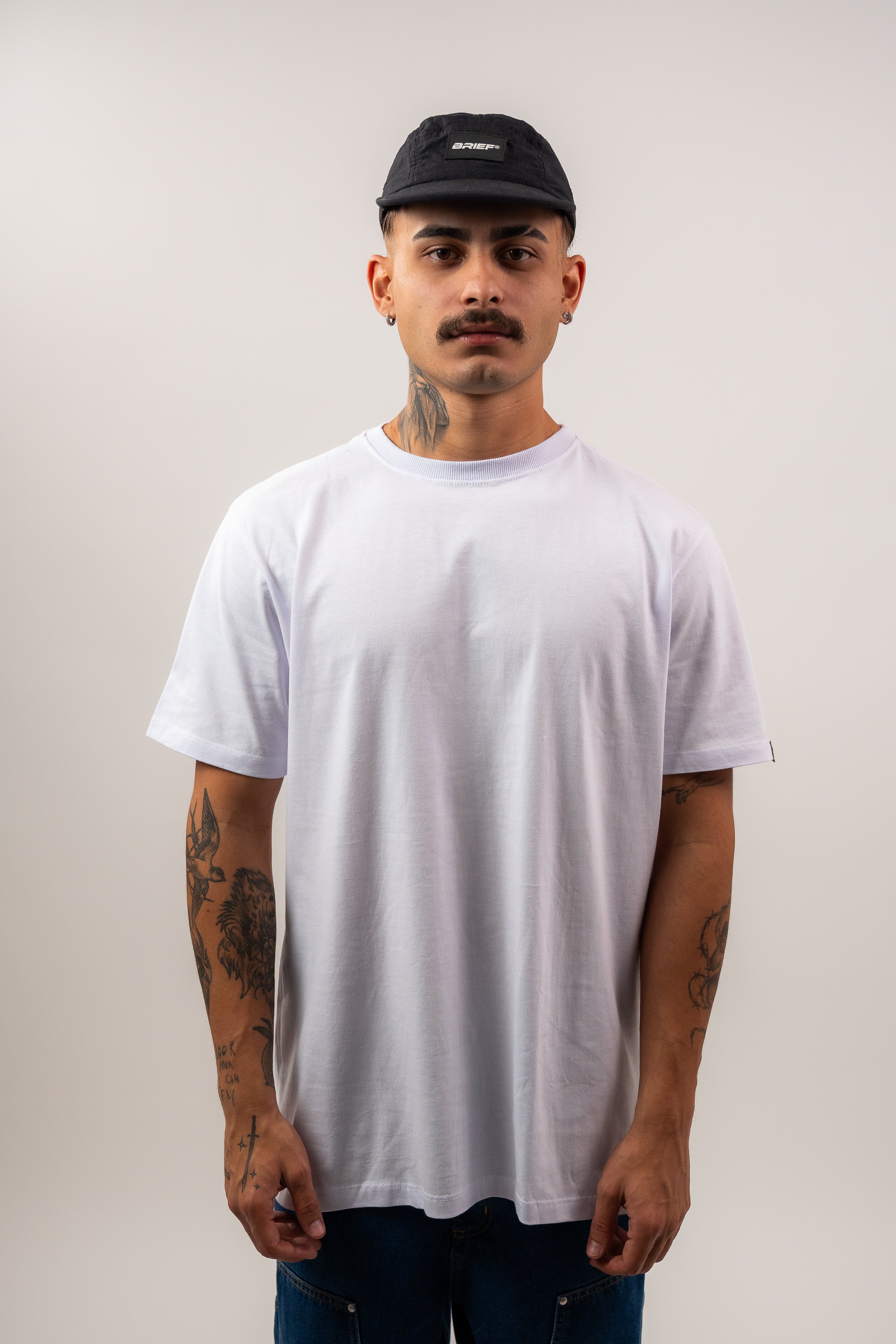 CAMISETA BASIC BRANCA