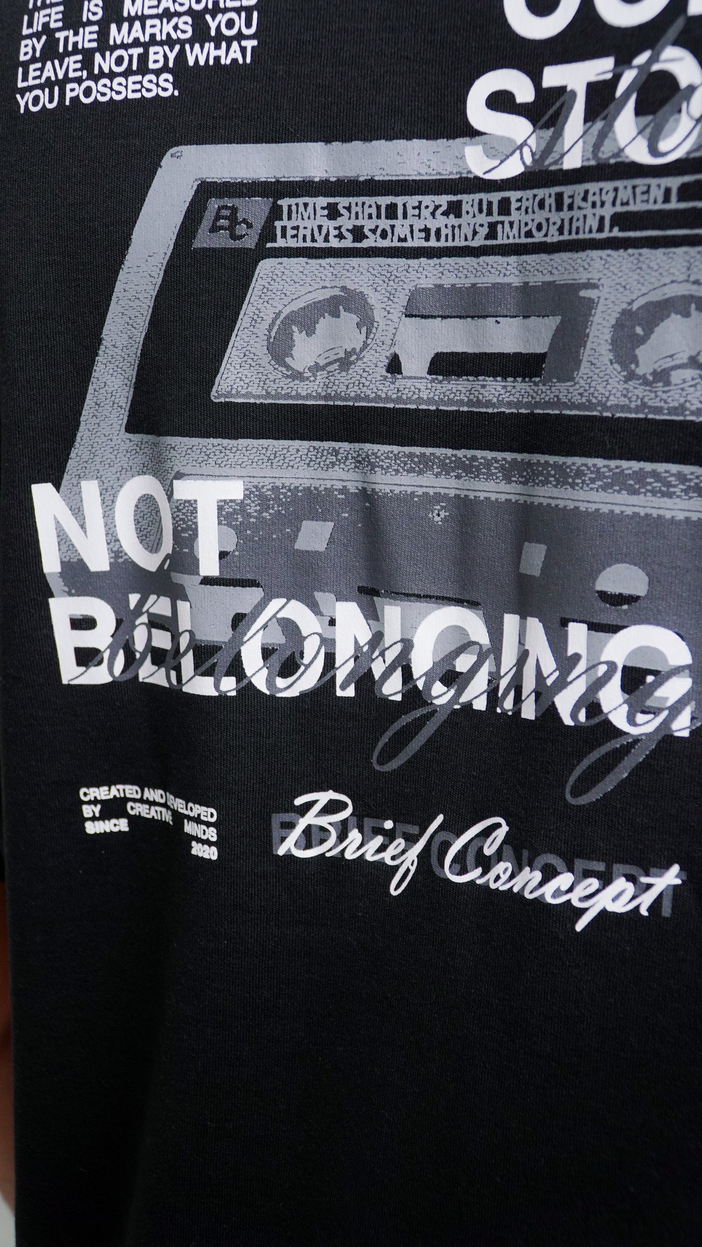 CAMISETA OVERSIZED "MEMORIES"