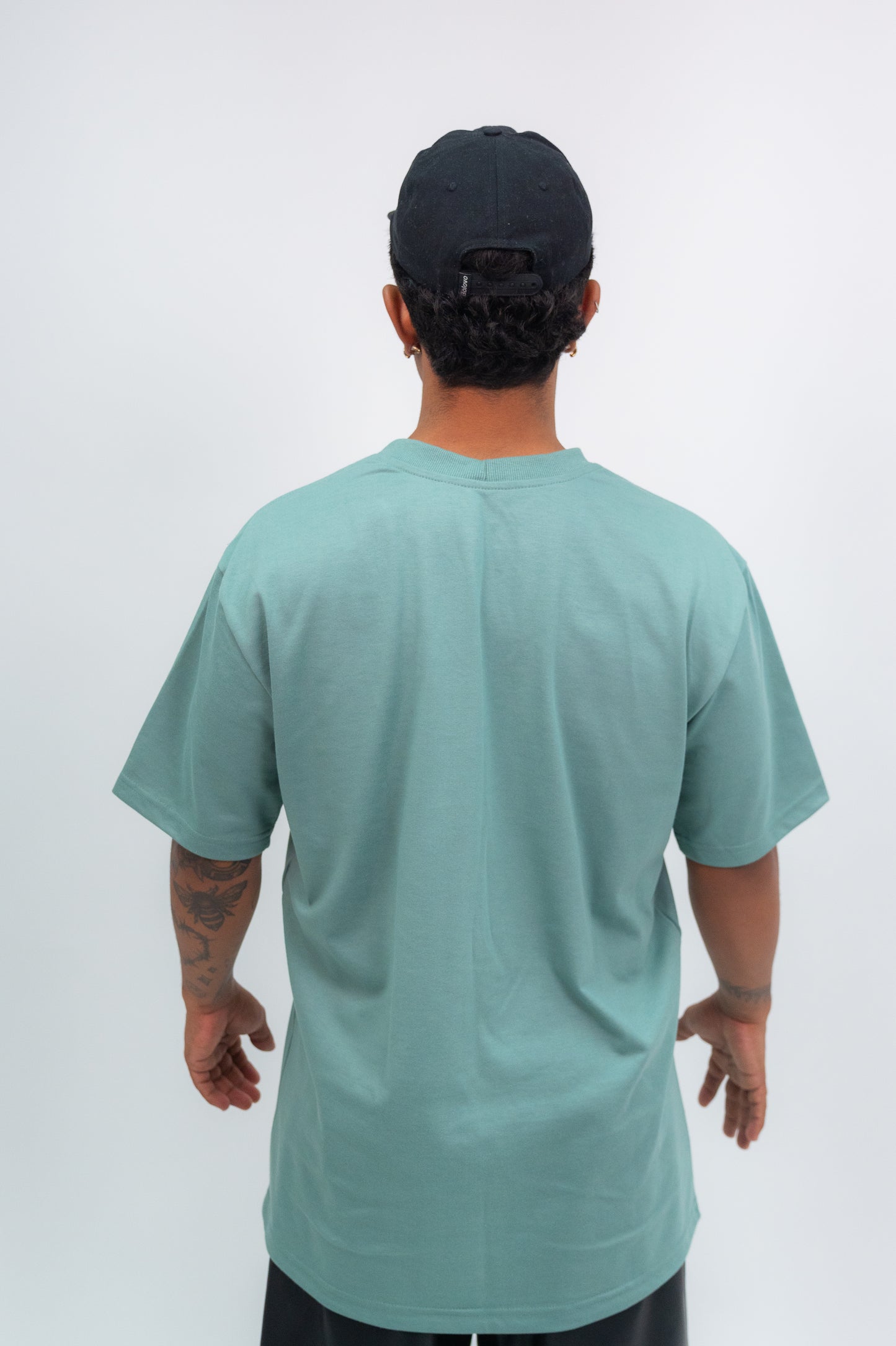 CAMISETA "BASIC" VERDE