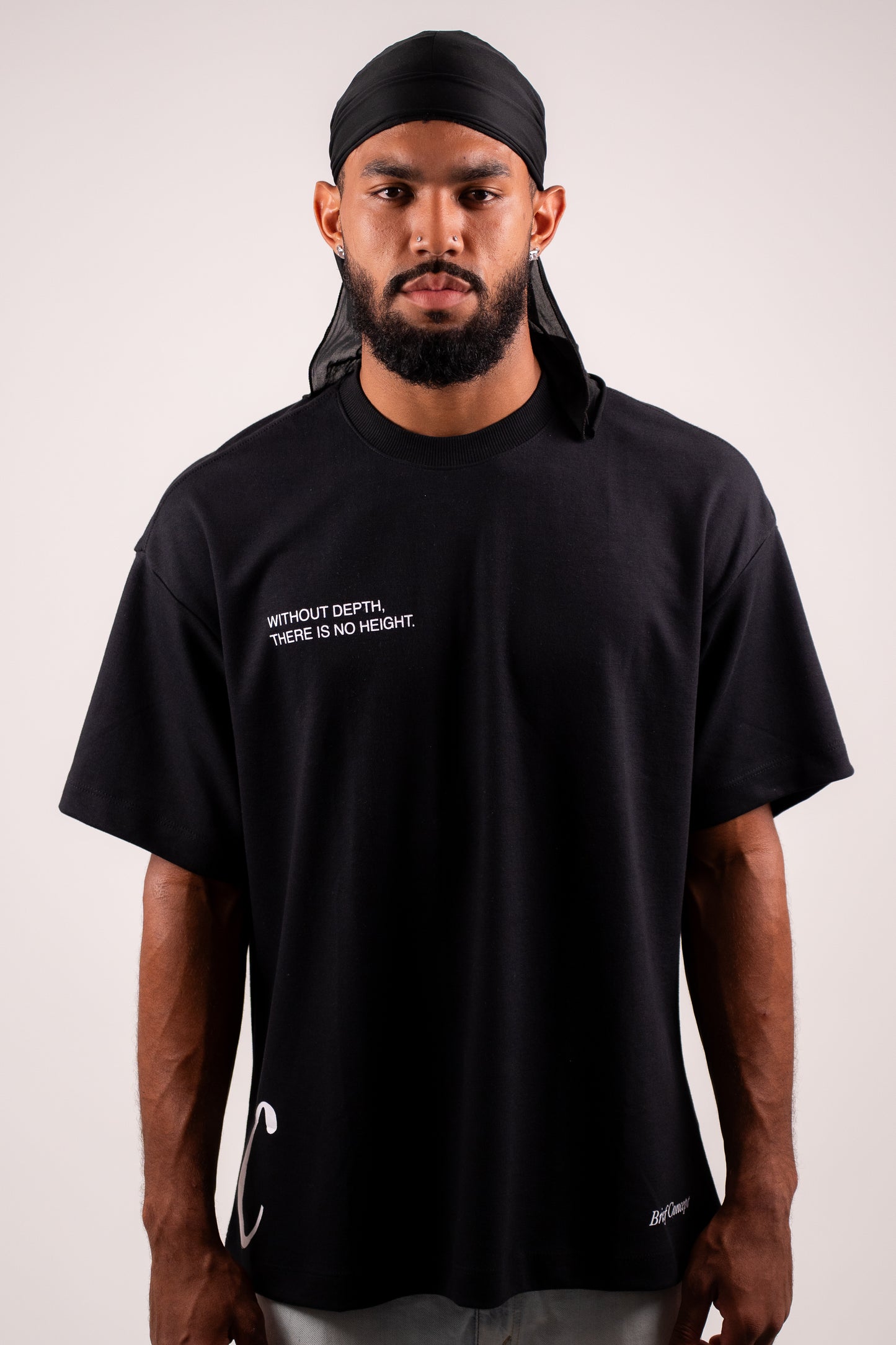 CAMISETA OVERSIZED ESSENTIAL BLACK