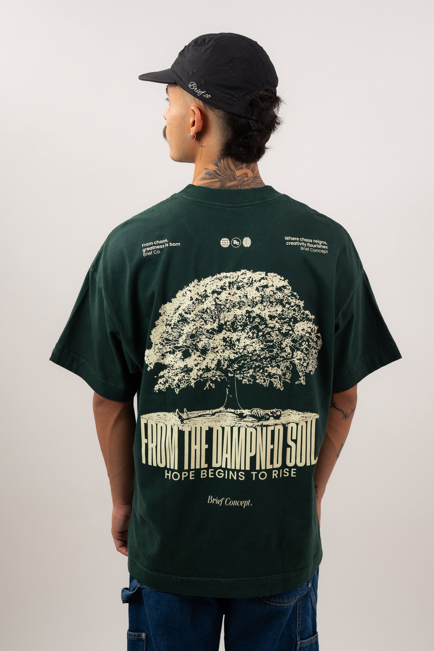 CAMISETA OVERSIZED "CHAOS TREE"